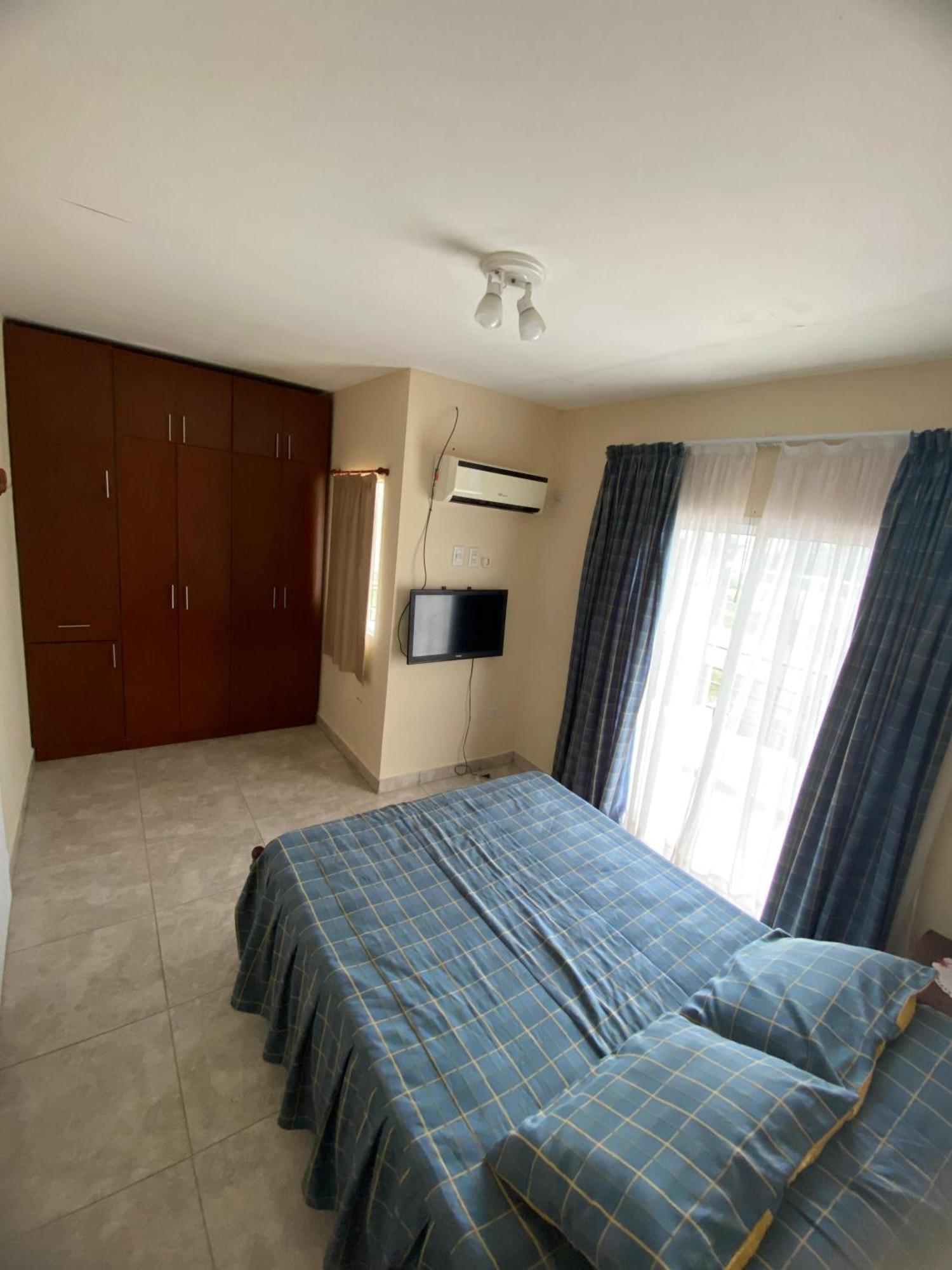 Duplex Monte Caseros